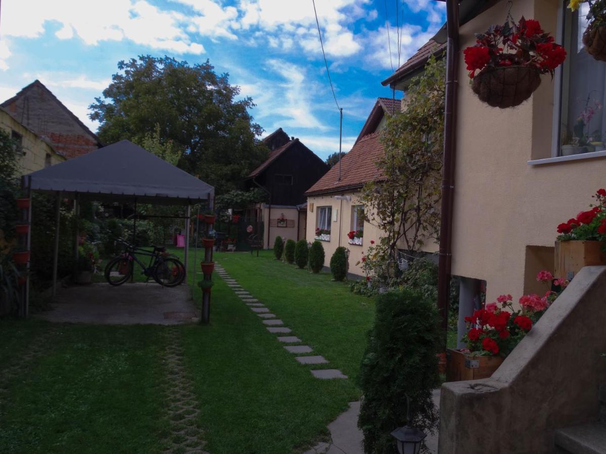 Villa Casa Joy Rîşnov Esterno foto