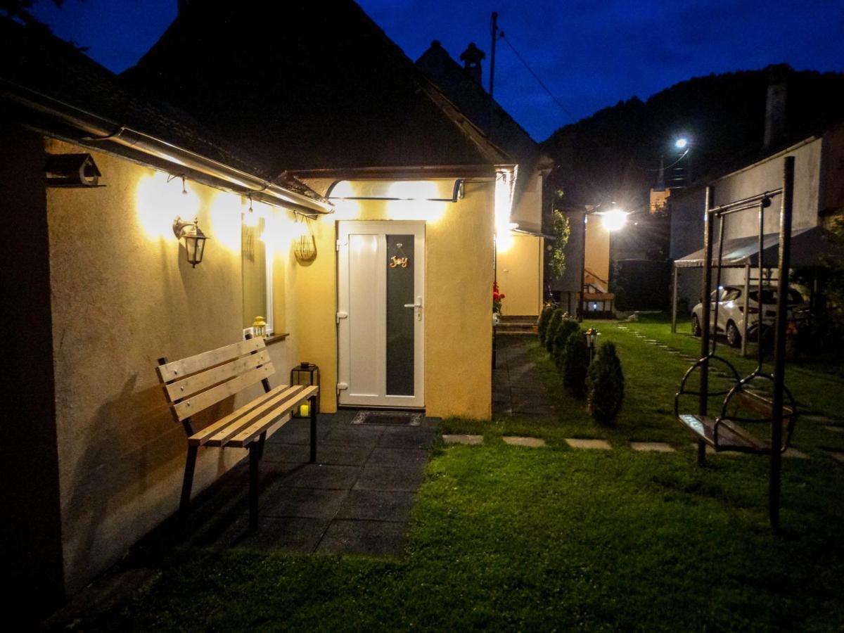 Villa Casa Joy Rîşnov Esterno foto
