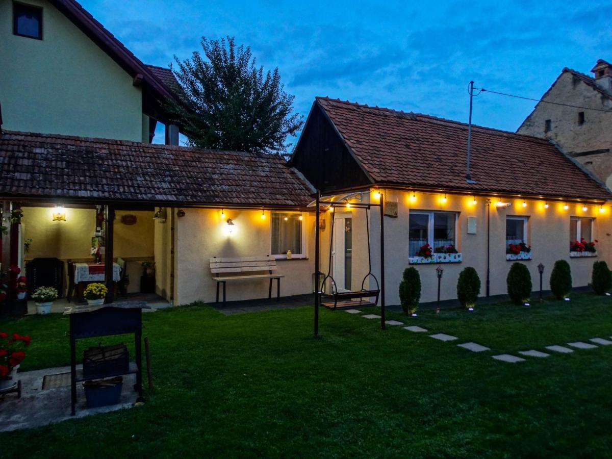 Villa Casa Joy Rîşnov Esterno foto